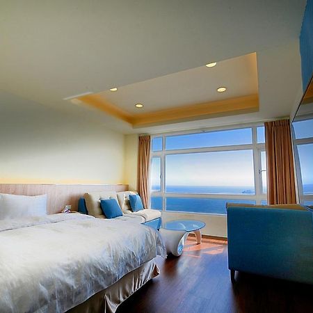 綠島 綠堤濱海旅店 Bed & Breakfast Lyudao Exterior photo